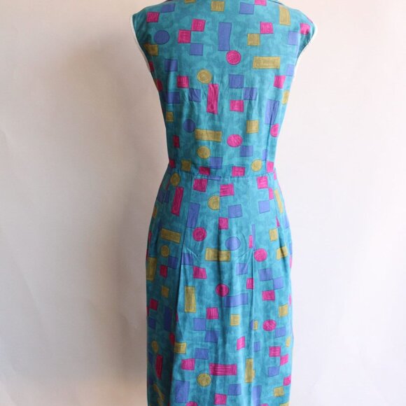 Vintage 1960s Dress, Blue Shirtwaist in Cotton, Volup Size, Geometric Shape Prin - Picture 9 of 10